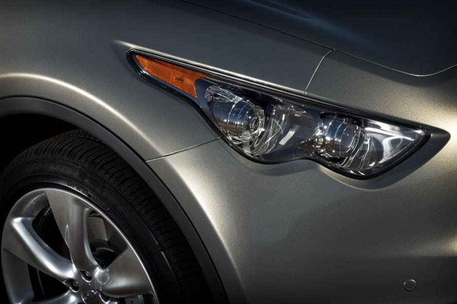  Infiniti FX50 2009 года  (фото 78 из 110)